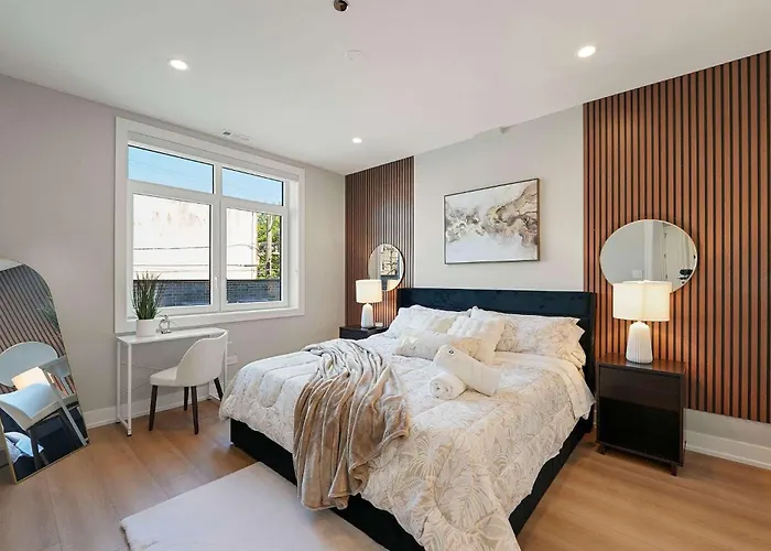 Modern By Med District With Parking & Laundry *