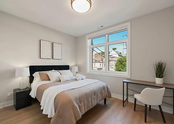 Modern By Med District With Parking & Laundry Apartment
