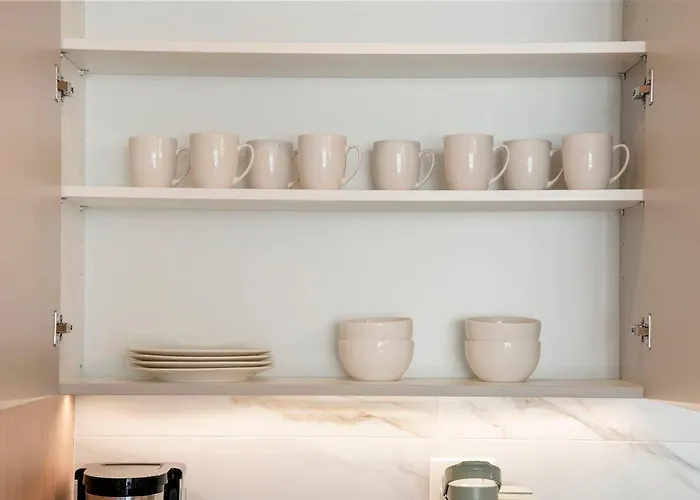 Modern By Med District With Parking & Laundry Apartment Chicago